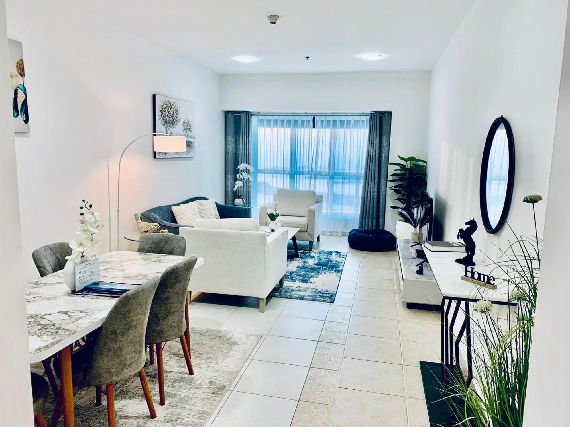 Apartment 54 Floor Palm & Sea View Marina. Lux / New *
